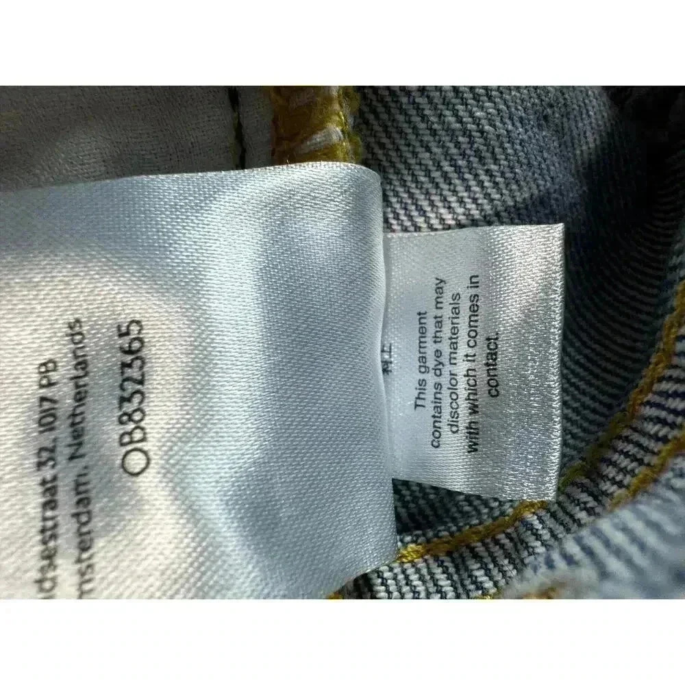 We The Free Size 25 Maggie Mid Rise Straight Leg Distressed Knee Holes Raw Hem - Picture 11 of 12